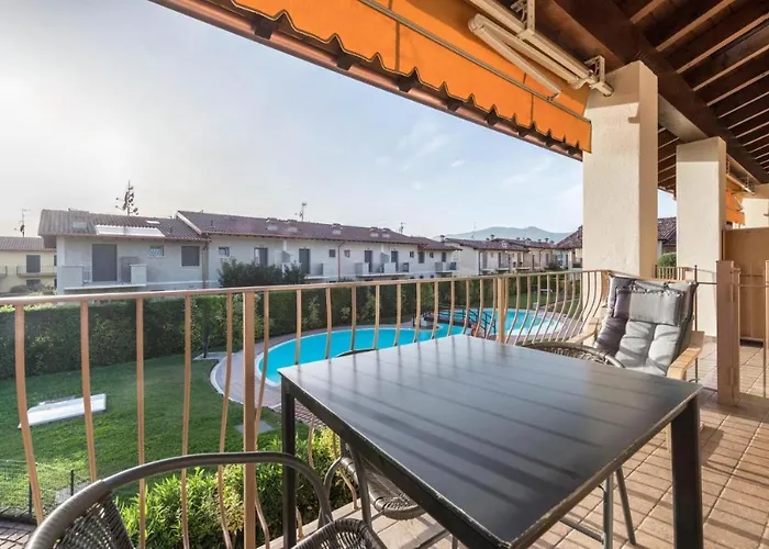 Acqua E Sole: Casa Con Piscina E Area Solarium * Raffa