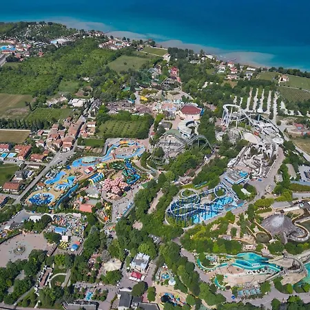 Acqua E Sole: Casa Con Piscina E Area Solarium *