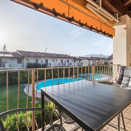 Acqua E Sole: Casa Con Piscina E Area Solarium * Raffa